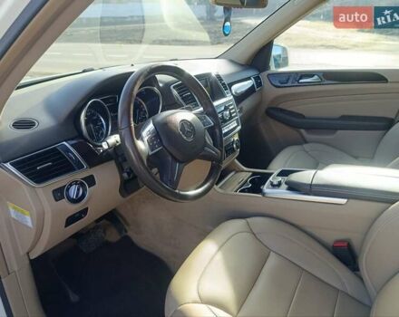 Белый Мерседес М-Класс, объемом двигателя 2.99 л и пробегом 198 тыс. км за 21800 $, фото 34 на Automoto.ua