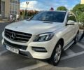 Білий Мерседес М-Клас, об'ємом двигуна 3 л та пробігом 217 тис. км за 23500 $, фото 1 на Automoto.ua