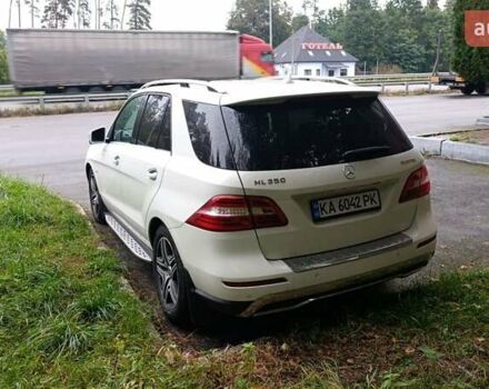 Мерседес М-Класс 2012 в Коростышеве на Automoto.ua Белый Мерседес М-Класс, объемом двигателя 3 л и пробегом 292 тыс. км за 18700 $, фото 5 на Automoto.ua