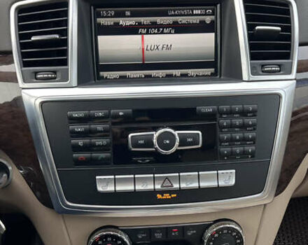 Білий Мерседес М-Клас, об'ємом двигуна 2.99 л та пробігом 194 тис. км за 22500 $, фото 35 на Automoto.ua