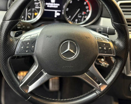 Белый Мерседес М-Класс, объемом двигателя 2.99 л и пробегом 217 тыс. км за 18900 $, фото 15 на Automoto.ua