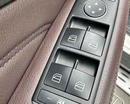 Белый Мерседес М-Класс, объемом двигателя 2.99 л и пробегом 158 тыс. км за 28000 $, фото 26 на Automoto.ua