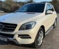 Білий Мерседес М-Клас, об'ємом двигуна 2.99 л та пробігом 185 тис. км за 17500 $, фото 1 на Automoto.ua