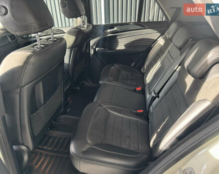 Білий Мерседес М-Клас, об'ємом двигуна 2.99 л та пробігом 202 тис. км за 24500 $, фото 27 на Automoto.ua