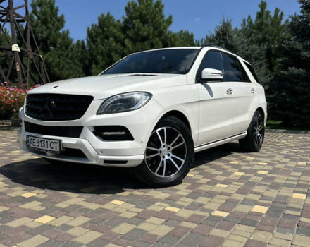 Мерседес М-Класс 2012 в Днепре (Днепропетровске) на Automoto.ua Белый Мерседес М-Класс, объемом двигателя 2.99 л и пробегом 265 тыс. км за 24500 $, фото 1 на Automoto.ua