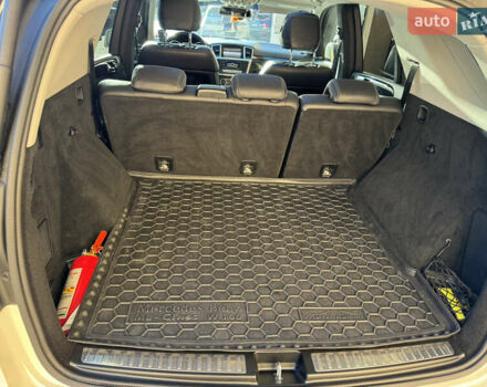 Білий Мерседес М-Клас, об'ємом двигуна 2.99 л та пробігом 261 тис. км за 20900 $, фото 40 на Automoto.ua