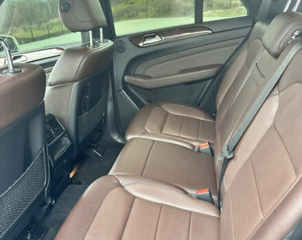 Белый Мерседес М-Класс, объемом двигателя 2.99 л и пробегом 158 тыс. км за 28000 $, фото 24 на Automoto.ua