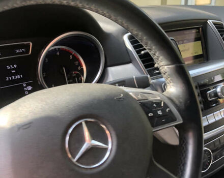 Мерседес М-Класс 2012 в Сумах на Automoto.ua Белый Мерседес М-Класс, объемом двигателя 2.2 л и пробегом 235 тыс. км за 19900 $, фото 17 на Automoto.ua