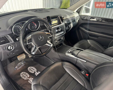 Білий Мерседес М-Клас, об'ємом двигуна 2.99 л та пробігом 202 тис. км за 24500 $, фото 20 на Automoto.ua