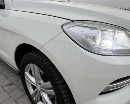 Білий Мерседес М-Клас, об'ємом двигуна 2.99 л та пробігом 194 тис. км за 22500 $, фото 29 на Automoto.ua