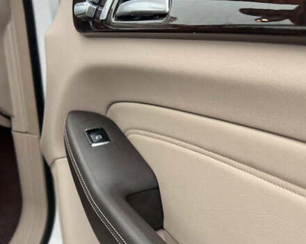 Білий Мерседес М-Клас, об'ємом двигуна 2.99 л та пробігом 194 тис. км за 22500 $, фото 24 на Automoto.ua