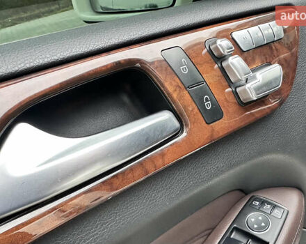 Белый Мерседес М-Класс, объемом двигателя 2.99 л и пробегом 158 тыс. км за 28000 $, фото 27 на Automoto.ua