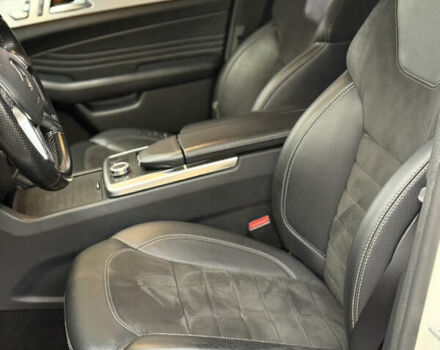 Белый Мерседес М-Класс, объемом двигателя 2.99 л и пробегом 217 тыс. км за 18900 $, фото 9 на Automoto.ua