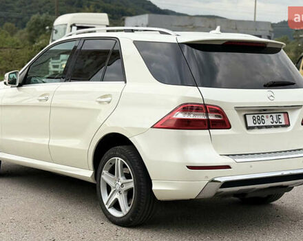 Белый Мерседес М-Класс, объемом двигателя 2.99 л и пробегом 281 тыс. км за 18550 $, фото 6 на Automoto.ua