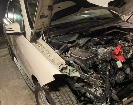 Білий Мерседес М-Клас, об'ємом двигуна 3 л та пробігом 152 тис. км за 13900 $, фото 15 на Automoto.ua