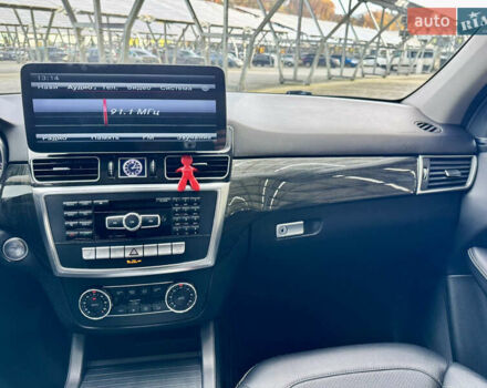 Білий Мерседес М-Клас, об'ємом двигуна 2.99 л та пробігом 199 тис. км за 27900 $, фото 63 на Automoto.ua