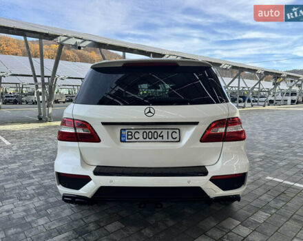 Білий Мерседес М-Клас, об'ємом двигуна 2.99 л та пробігом 199 тис. км за 27900 $, фото 6 на Automoto.ua