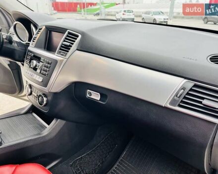 Мерседес М-Класс 2013 в Киеве на Automoto.ua Белый Мерседес М-Класс, объемом двигателя 2.99 л и пробегом 217 тыс. км за 21900 $, фото 20 на Automoto.ua
