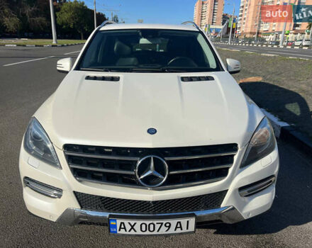Белый Мерседес М-Класс, объемом двигателя 2.14 л и пробегом 94 тыс. км за 25700 $, фото 1 на Automoto.ua