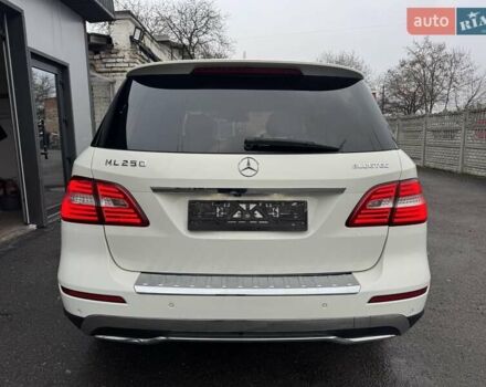 Білий Мерседес М-Клас, об'ємом двигуна 2.14 л та пробігом 246 тис. км за 20900 $, фото 35 на Automoto.ua