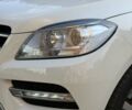 Мерседес М-Класс 2013 в Ровно на Automoto.ua Белый Мерседес М-Класс, объемом двигателя 2.99 л и пробегом 216 тыс. км за 19700 $, фото 11 на Automoto.ua