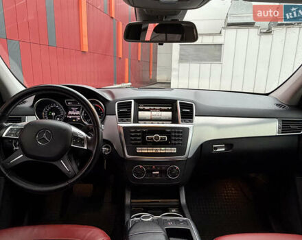Білий Мерседес М-Клас, об'ємом двигуна 2.99 л та пробігом 217 тис. км за 20500 $, фото 16 на Automoto.ua