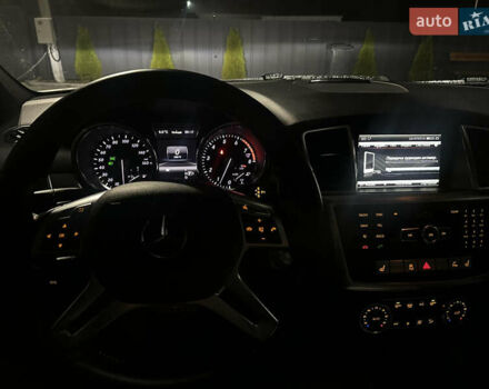 Белый Мерседес М-Класс, объемом двигателя 3.5 л и пробегом 272 тыс. км за 22950 $, фото 7 на Automoto.ua