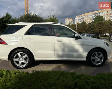 Белый Мерседес М-Класс, объемом двигателя 2.99 л и пробегом 139 тыс. км за 23300 $, фото 7 на Automoto.ua