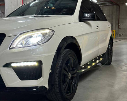 Белый Мерседес М-Класс, объемом двигателя 2.99 л и пробегом 199 тыс. км за 28000 $, фото 1 на Automoto.ua