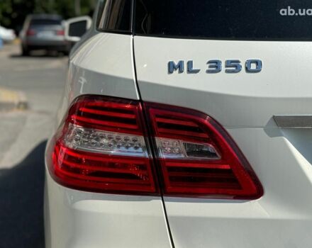 Білий Мерседес М-Клас, об'ємом двигуна 3 л та пробігом 198 тис. км за 23790 $, фото 12 на Automoto.ua