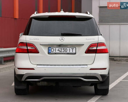 Білий Мерседес М-Клас, об'ємом двигуна 2.99 л та пробігом 217 тис. км за 20500 $, фото 8 на Automoto.ua