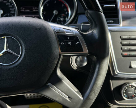 Белый Мерседес М-Класс, объемом двигателя 2.99 л и пробегом 139 тыс. км за 23300 $, фото 13 на Automoto.ua