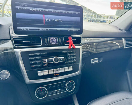 Білий Мерседес М-Клас, об'ємом двигуна 2.99 л та пробігом 199 тис. км за 27900 $, фото 65 на Automoto.ua