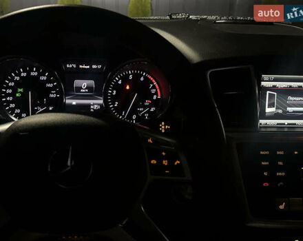 Белый Мерседес М-Класс, объемом двигателя 3.5 л и пробегом 272 тыс. км за 22950 $, фото 8 на Automoto.ua