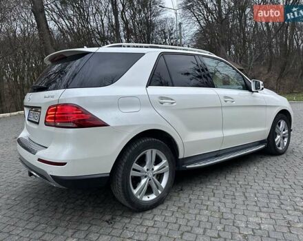 Белый Мерседес М-Класс, объемом двигателя 2.99 л и пробегом 131 тыс. км за 22700 $, фото 3 на Automoto.ua