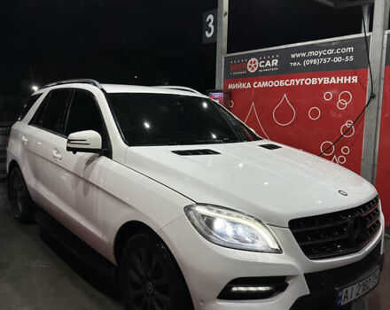 Білий Мерседес М-Клас, об'ємом двигуна 2.14 л та пробігом 255 тис. км за 20300 $, фото 4 на Automoto.ua