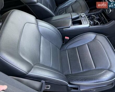 Белый Мерседес М-Класс, объемом двигателя 2.99 л и пробегом 247 тыс. км за 19999 $, фото 25 на Automoto.ua