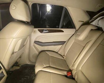 Білий Мерседес М-Клас, об'ємом двигуна 3 л та пробігом 152 тис. км за 13900 $, фото 8 на Automoto.ua