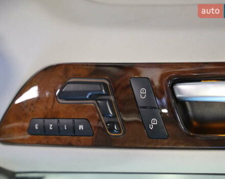 Белый Мерседес М-Класс, объемом двигателя 0 л и пробегом 167 тыс. км за 21000 $, фото 14 на Automoto.ua