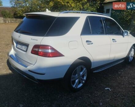 Белый Мерседес М-Класс, объемом двигателя 2.99 л и пробегом 220 тыс. км за 20650 $, фото 8 на Automoto.ua