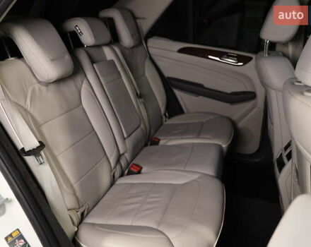 Белый Мерседес М-Класс, объемом двигателя 0 л и пробегом 167 тыс. км за 21000 $, фото 35 на Automoto.ua