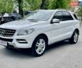 Белый Мерседес М-Класс, объемом двигателя 2.14 л и пробегом 267 тыс. км за 19900 $, фото 1 на Automoto.ua