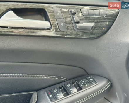 Білий Мерседес М-Клас, об'ємом двигуна 2.99 л та пробігом 199 тис. км за 27900 $, фото 81 на Automoto.ua