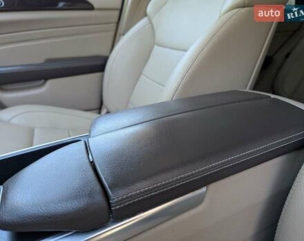 Белый Мерседес М-Класс, объемом двигателя 3 л и пробегом 340 тыс. км за 20500 $, фото 12 на Automoto.ua