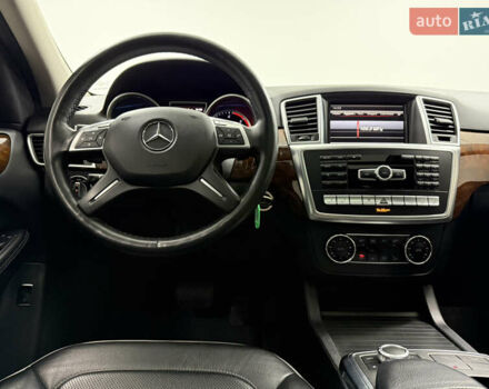 Белый Мерседес М-Класс, объемом двигателя 2.99 л и пробегом 160 тыс. км за 19900 $, фото 28 на Automoto.ua