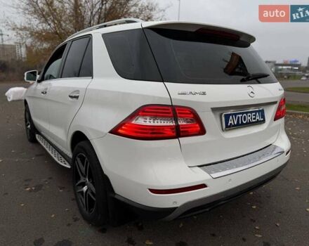 Білий Мерседес М-Клас, об'ємом двигуна 2.14 л та пробігом 261 тис. км за 21000 $, фото 28 на Automoto.ua