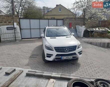 Белый Мерседес М-Класс, объемом двигателя 2.99 л и пробегом 225 тыс. км за 22500 $, фото 5 на Automoto.ua