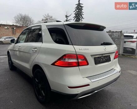 Білий Мерседес М-Клас, об'ємом двигуна 2.14 л та пробігом 246 тис. км за 20900 $, фото 37 на Automoto.ua