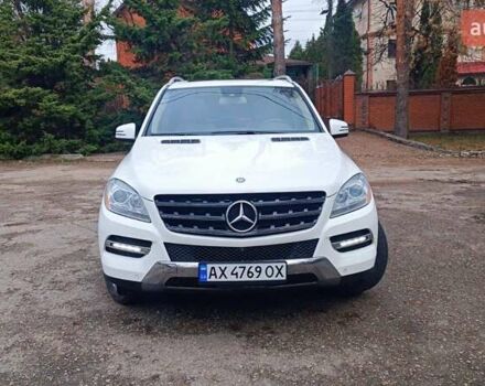 Белый Мерседес М-Класс, объемом двигателя 3 л и пробегом 228 тыс. км за 23000 $, фото 5 на Automoto.ua