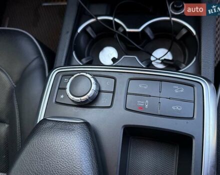 Белый Мерседес М-Класс, объемом двигателя 2.99 л и пробегом 247 тыс. км за 19999 $, фото 31 на Automoto.ua